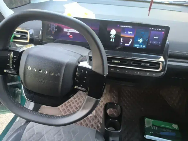 Baojun KiWi EV — Фото автомобиля 10