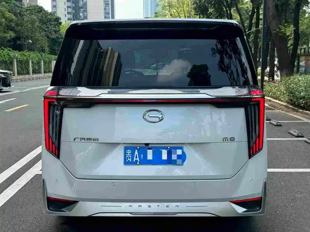 GAC Trumpchi M8 — Фото автомобиля 5