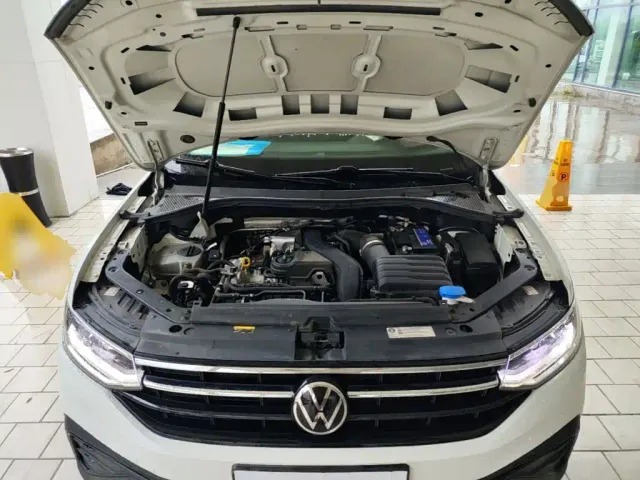 Volkswagen Tiguan L — Фото автомобиля 19