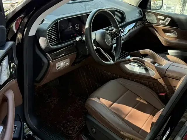 Mercedes-Benz GLE-Class — Фото автомобиля 13