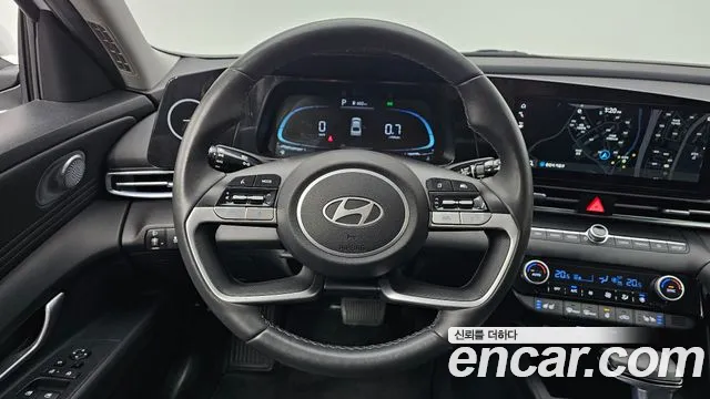 Hyundai Avante CN7 — Фото автомобиля 13