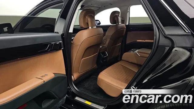 Hyundai Grandeur GN7 — Фото автомобиля 16