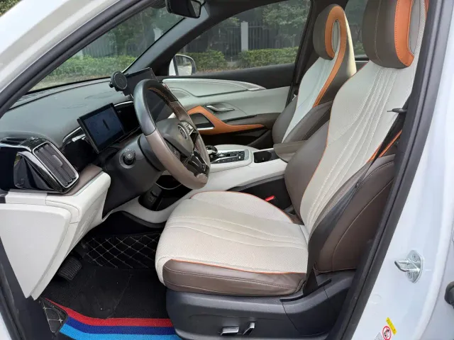 BYD Song Pro — Фото автомобиля 10