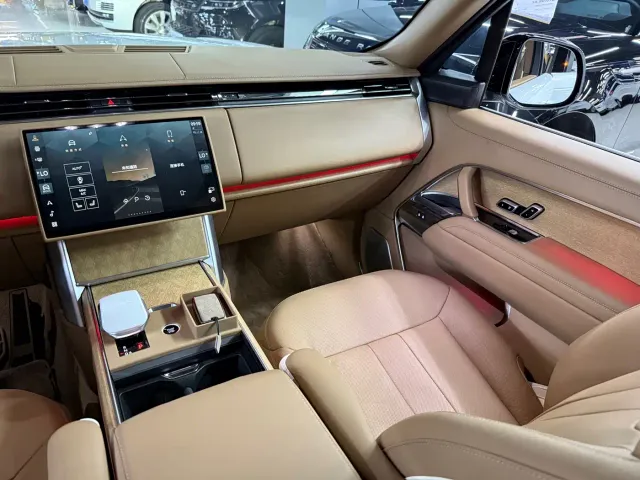 Land Rover Range Rover — Фото автомобиля 12
