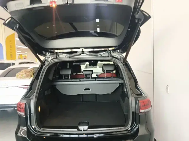 Mercedes-Benz GLB AMG — Фото автомобиля 18
