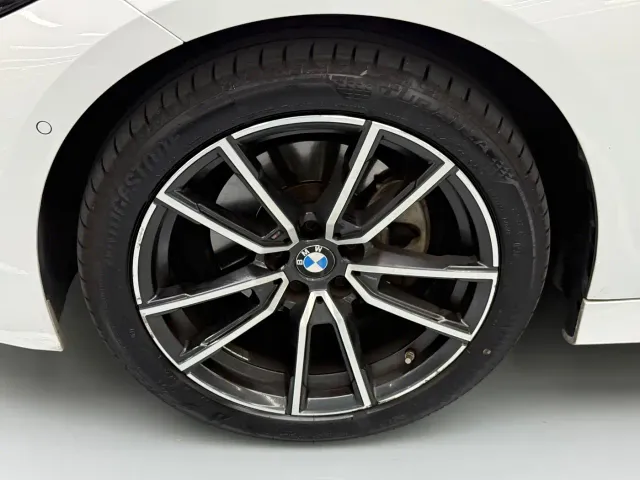 BMW 3 Series — Фото автомобиля 28