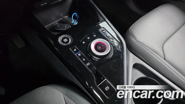 Kia Niro The All New Niro Prestige — Фото автомобиля 8
