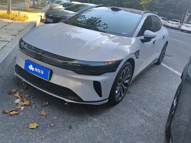 Фотография автомобиля — Zeekr 007 GT