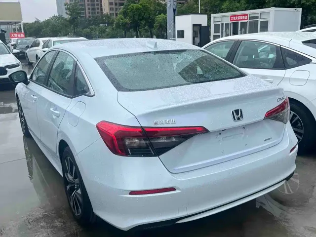 Honda Civic — Фото автомобиля 7