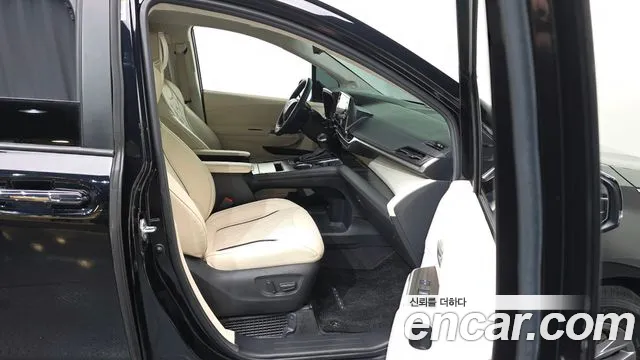 Toyota Sienna — Фото автомобиля 11