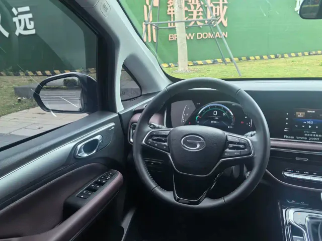 GAC Trumpchi M6 — Фото автомобиля 14
