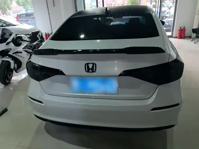 Honda Civic — Фото автомобиля 5
