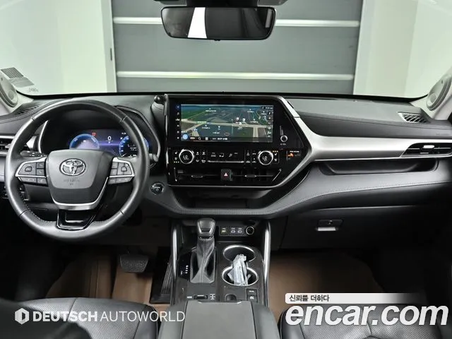 Toyota Highlander — Фото автомобиля 7