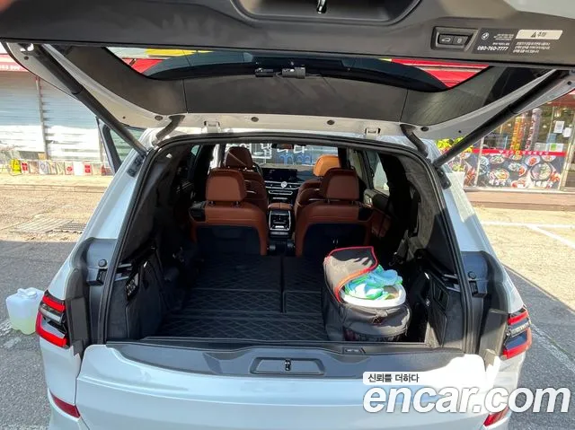 BMW X7 — Фото автомобиля 16