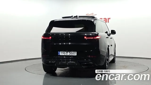 Land Rover Range Rover Sport — Фото автомобиля 4