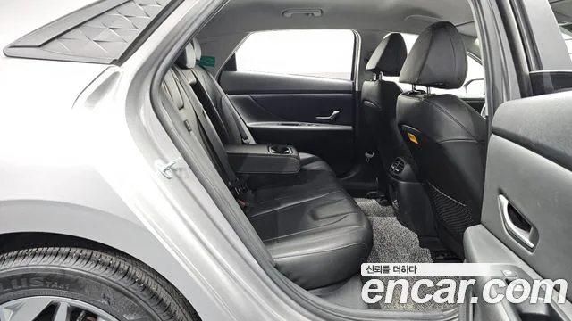 Hyundai AVANTE Новый Avante (CN7) — Фото автомобиля 11