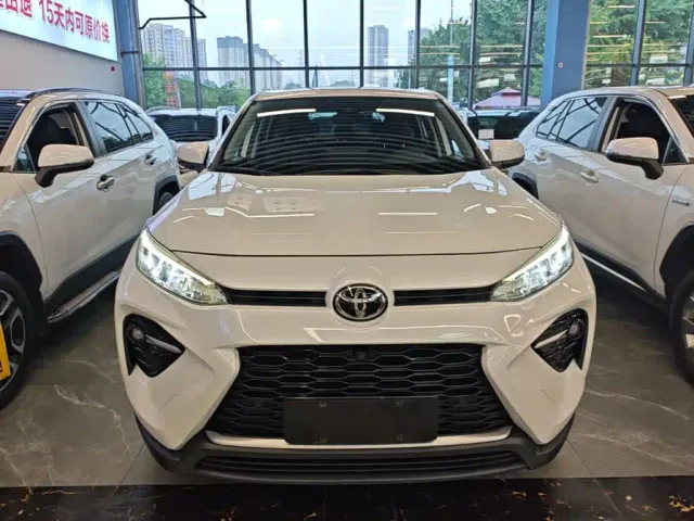 Toyota Wildlander — Фото автомобиля 2