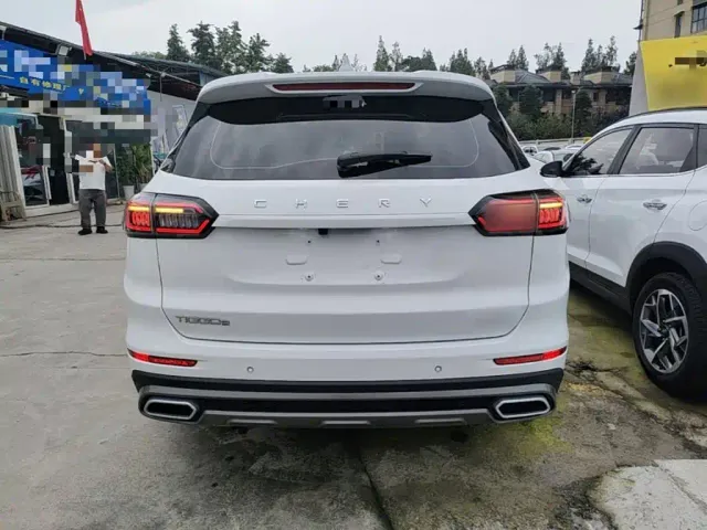 Chery Tiggo 8 — Фото автомобиля 5