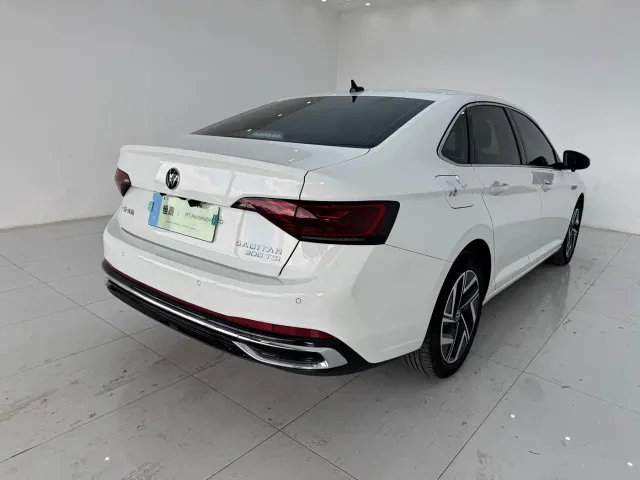 Volkswagen Sagitar — Фото автомобиля 8