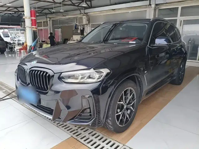 Фотография автомобиля — BMW X3