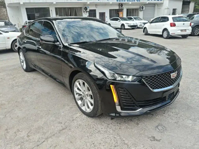 Cadillac CT5 — Фото автомобиля 3