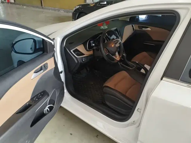 Chevrolet Monza — Фото автомобиля 15