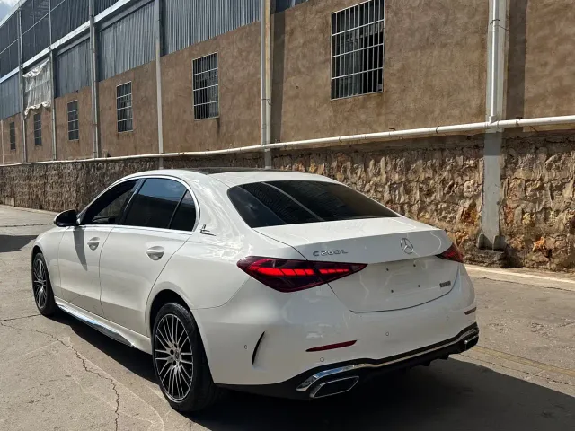 Mercedes-Benz C-Class — Фото автомобиля 8