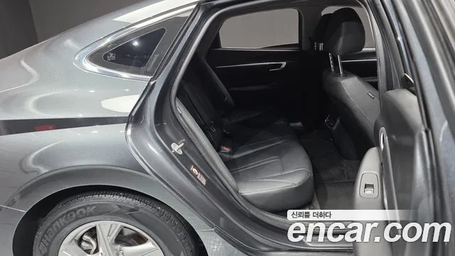 Hyundai Sonata — Фото автомобиля 17