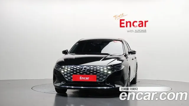 Hyundai Grandeur New — Фото автомобиля 3