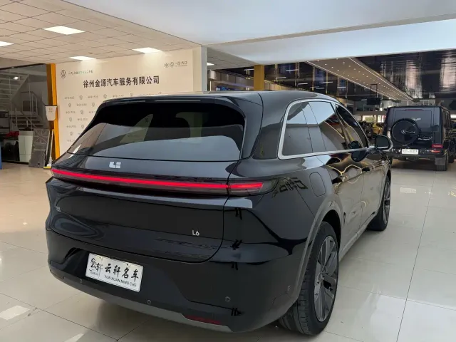 Li Auto L6 — Фото автомобиля 6