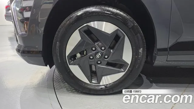 Hyundai Kona SX2 — Фото автомобиля 5