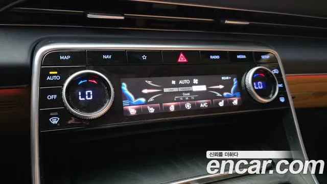 Genesis GV80 3.5T Бензин AWD — Фото автомобиля 24