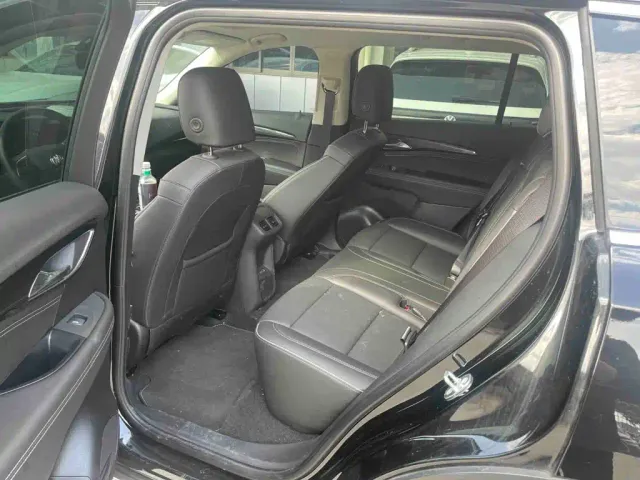 Buick Envision Plus — Фото автомобиля 2
