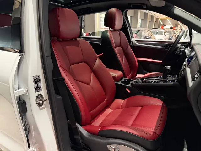 Porsche Macan — Фото автомобиля 13