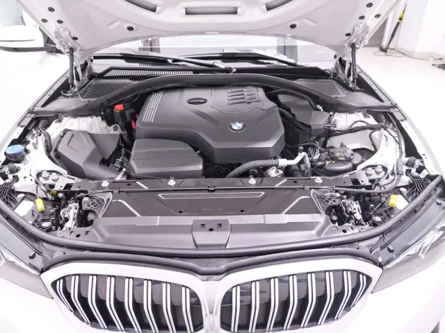 BMW 3 Series — Фото автомобиля 23