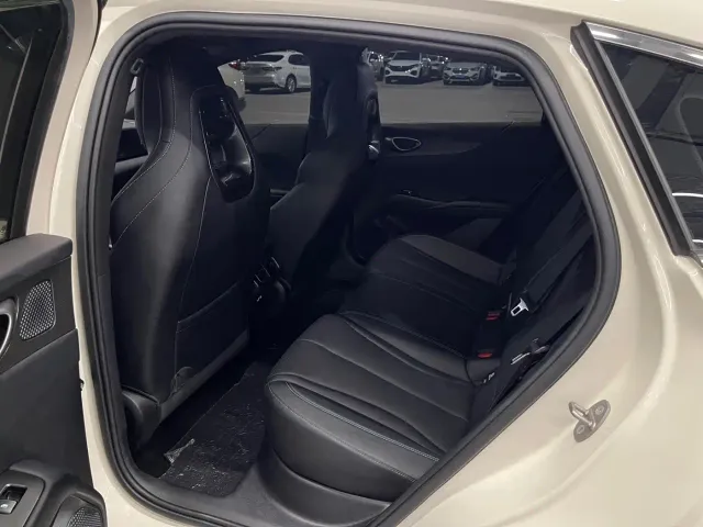 BYD Seal 06 — Фото автомобиля 20