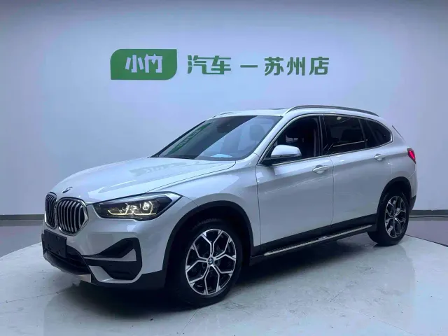 Фотография автомобиля — BMW X1