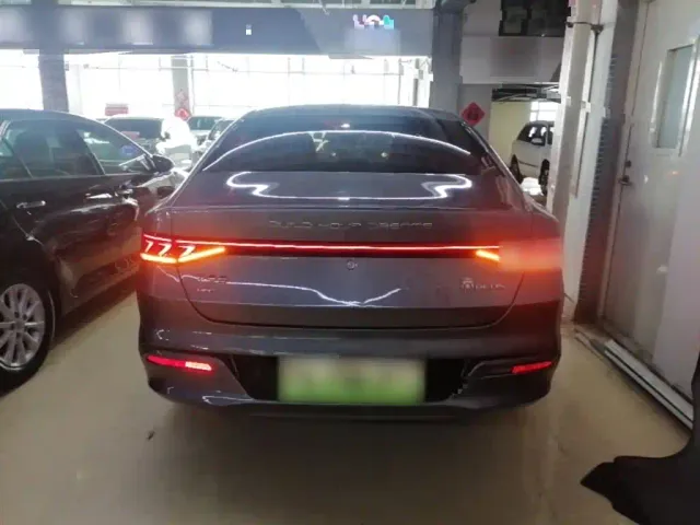 BYD Qin PLUS — Фото автомобиля 5