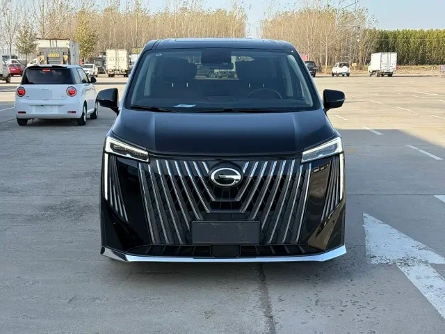 GAC Trumpchi M8 — Фото автомобиля 2