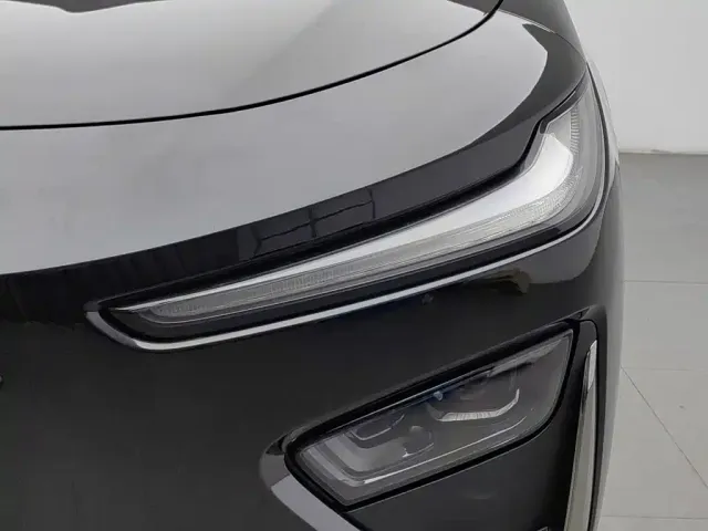 Nezha Auto Nezha X 2025 500 Plus — Фото автомобиля 7