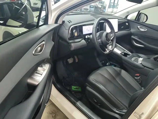 BYD Sealion 05 EV — Фото автомобиля 15