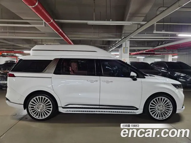 Kia Carnival Generation 4 — Фото автомобиля 4