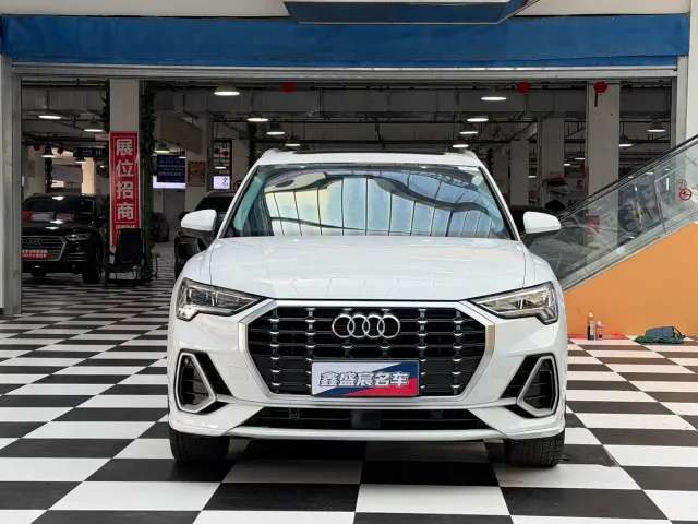 Audi Q3 — Фото автомобиля 2
