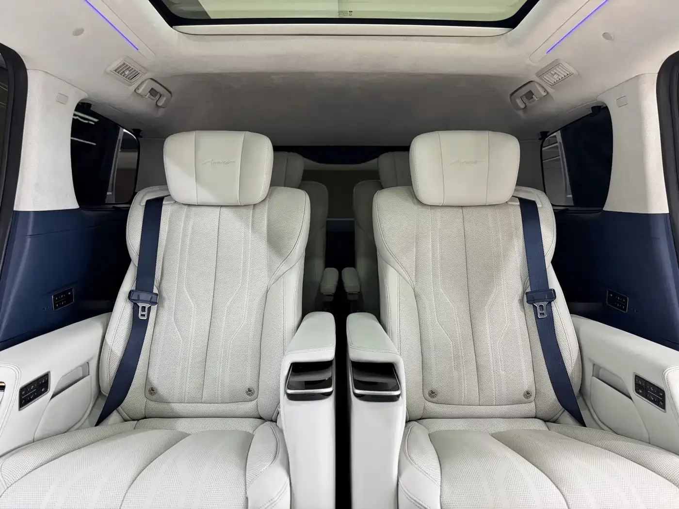 Buick Century 2023 2.0T 6-Seat World Edition — Фото автомобиля 16