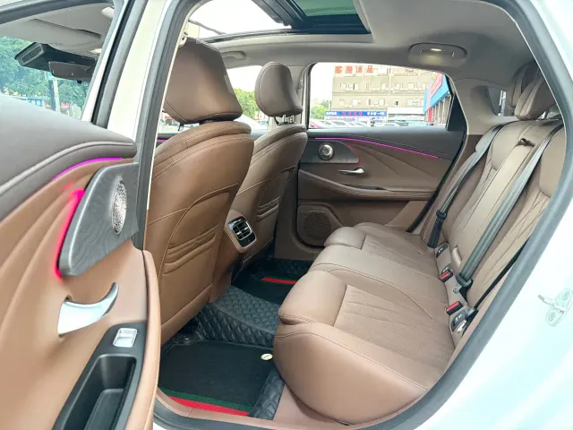 Chery Arrizo 8 — Фото автомобиля 15