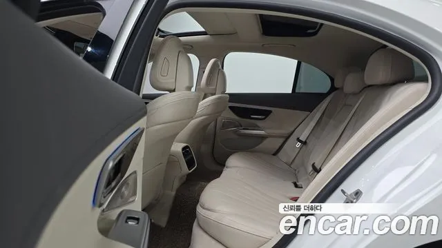 Mercedes-Benz E-Class E-класс W214 E300 4MATIC Exclusive — Фото автомобиля 12