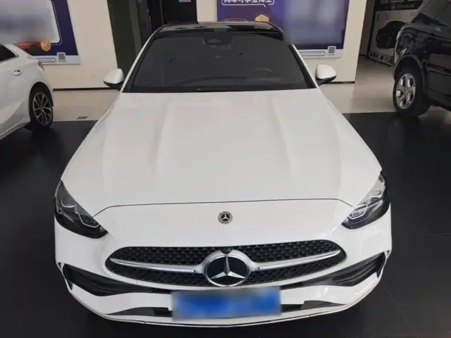 Mercedes-Benz C-Class — Фото автомобиля 2