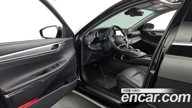 Hyundai Grandeur (New) Hybrid — Фото автомобиля 12