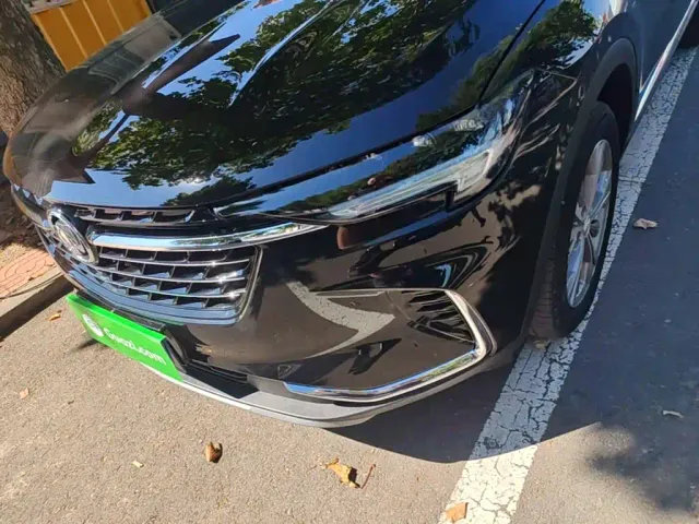 Buick Envision Plus — Фото автомобиля 23