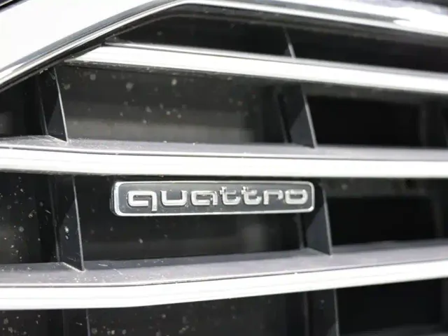 Audi A6L — Фото автомобиля 15